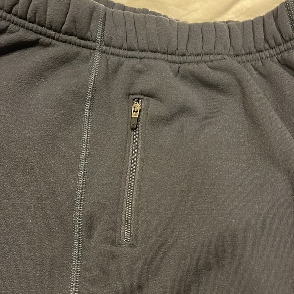 Super soft like new sweats. Straight fit and super comfy. - Picture 5 of 5